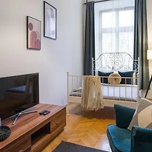Wawelove Royal Spacious 2 Bedroom Apt 1 Min To Main Sq! Kraków